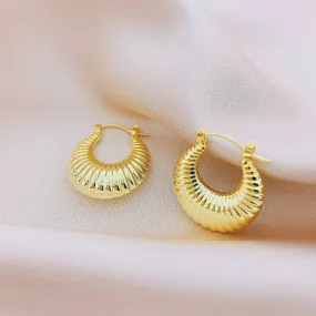 Women's Fashion Hollow Hoop Earring